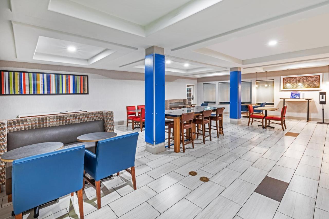 Holiday Inn Express & Suites Lafayette South By Ihg Екстер'єр фото