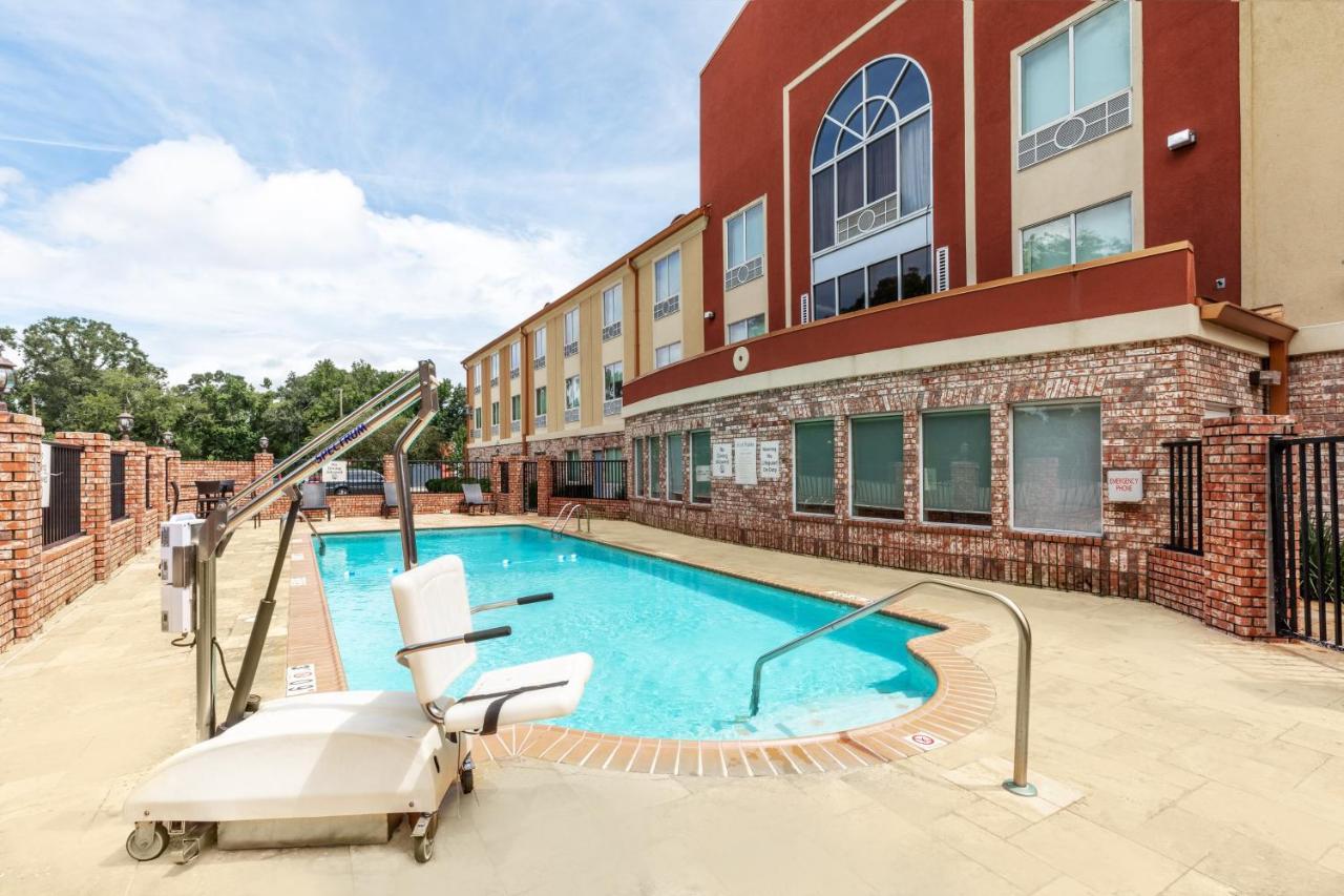 Holiday Inn Express & Suites Lafayette South By Ihg Екстер'єр фото